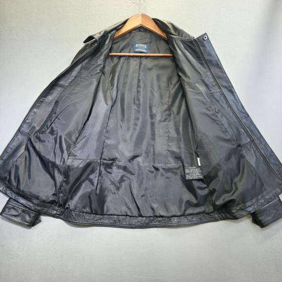 NRA Women's Authentic Gear Concealed Carry Leather Jacket Size Small - Picture 2 of 11